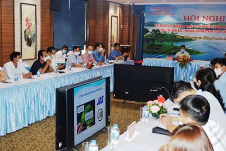 Quang cảnh hội nghị tại điểm cầu Yên Bái, Việt Nam