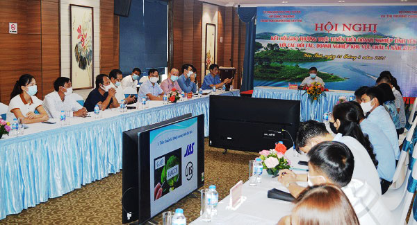 Quang cảnh hội nghị tại điểm cầu Yên Bái, Việt Nam